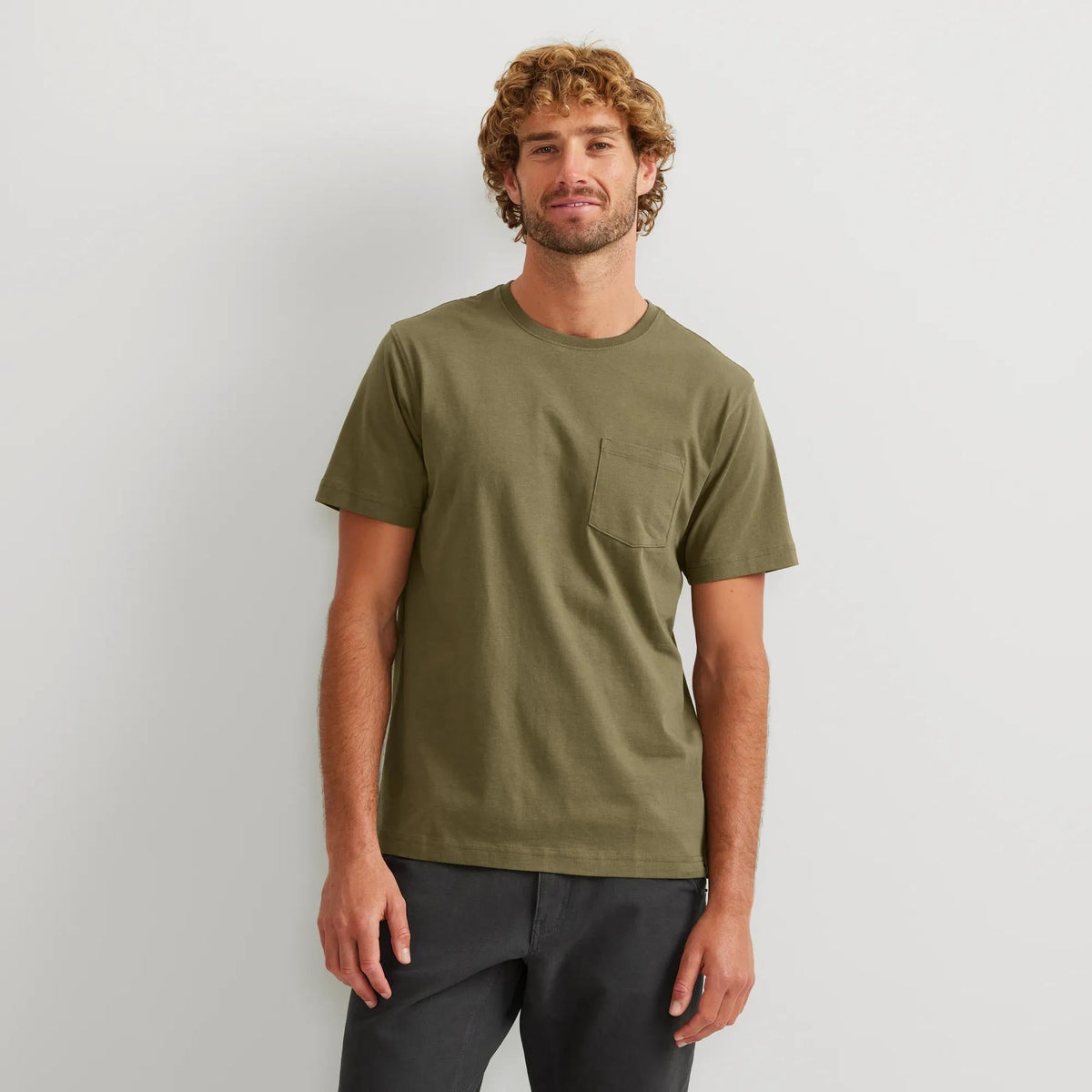 Men's Legend Wash 100% Cotton Short-Sleeve Pocket T-Shirt